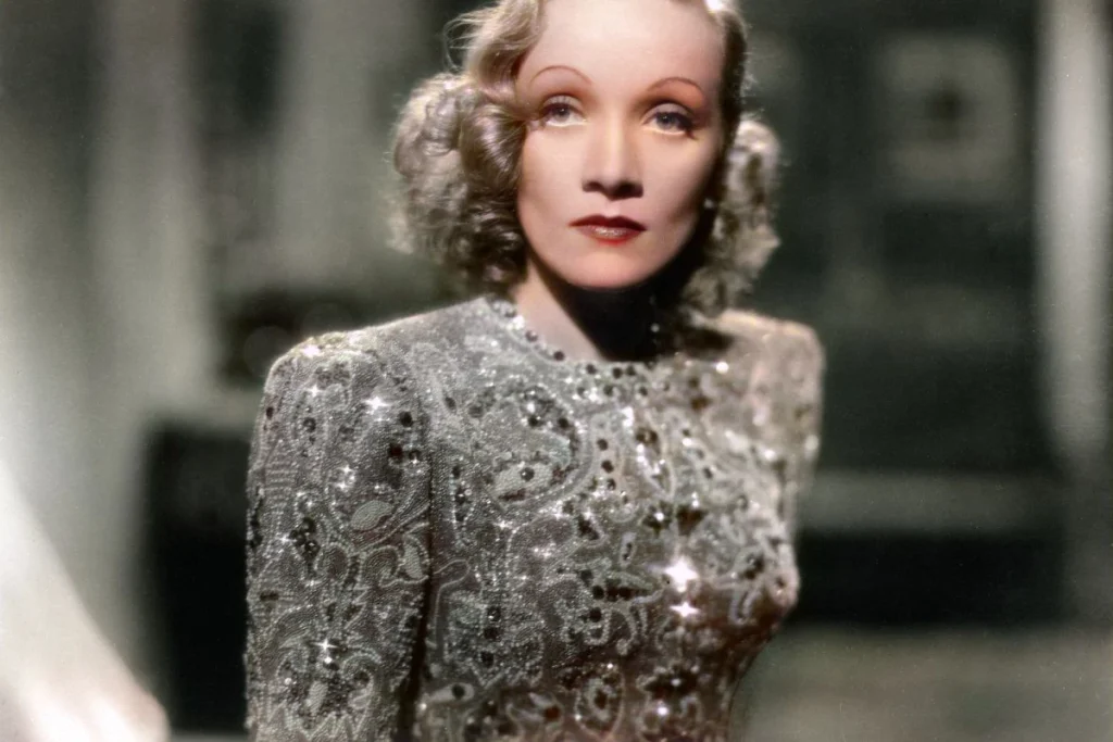 14. Марлен Дитрих — Берлинский скандал (1948)