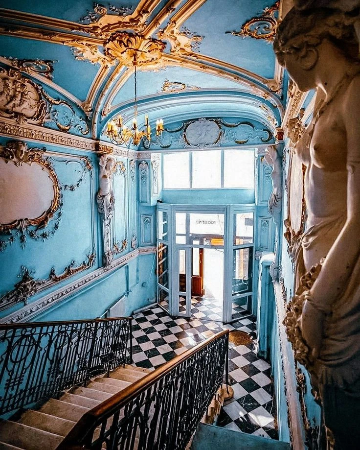 Открытая парадная особняка Каншина, Санкт-Петербург, Кузнечный переулок, дом 6